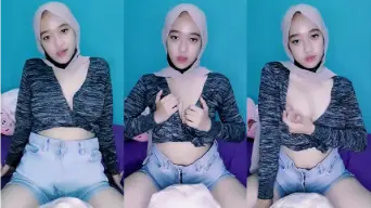 Live Dedek Filla Hijab Remas Susunya Video by PlayBokep