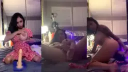 Bokep OnlyFans Natalia Cantik Menggoda Playing Dildo Video by PornOne